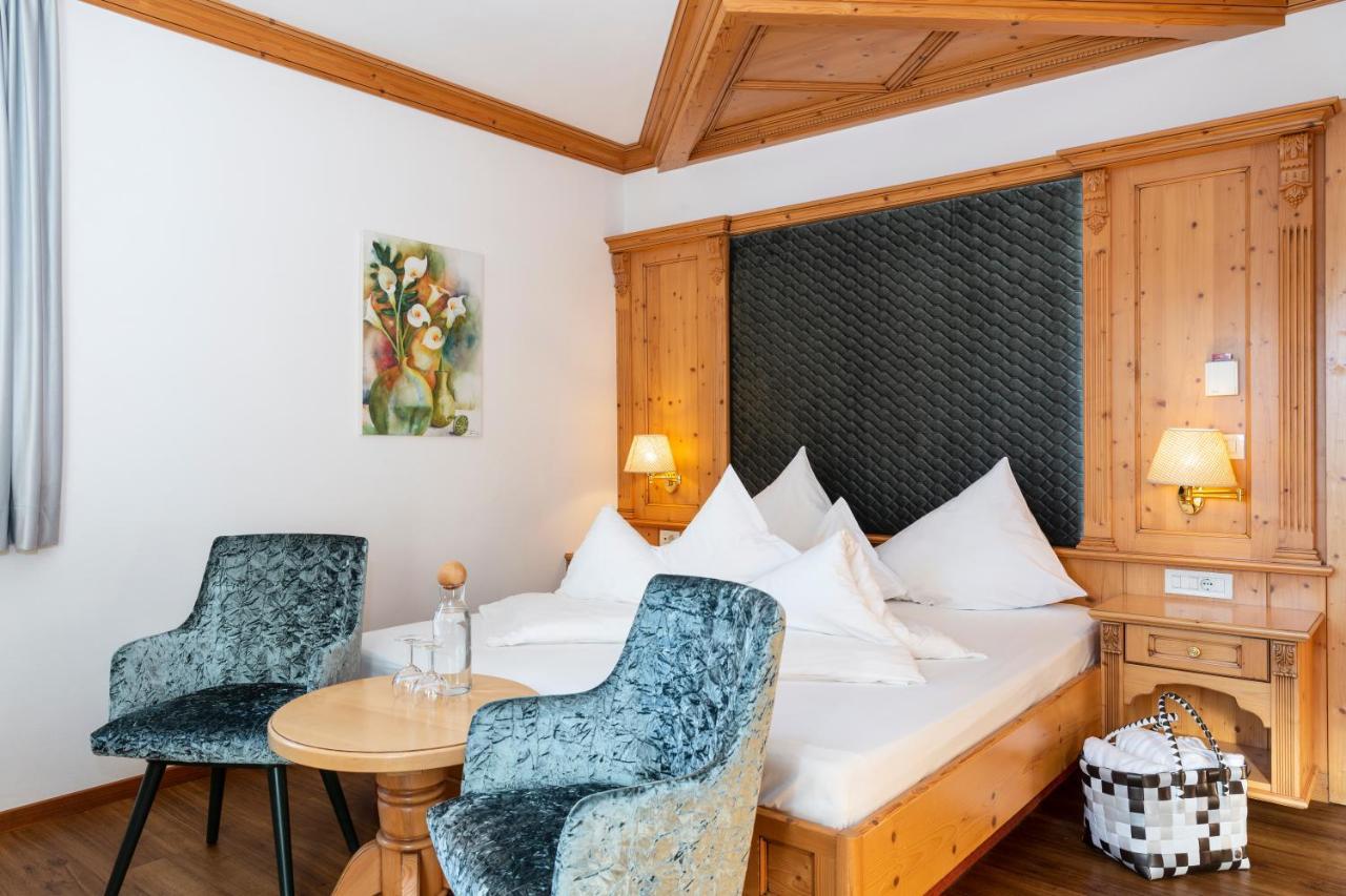Hotel Schlosswirt Scena Kültér fotó