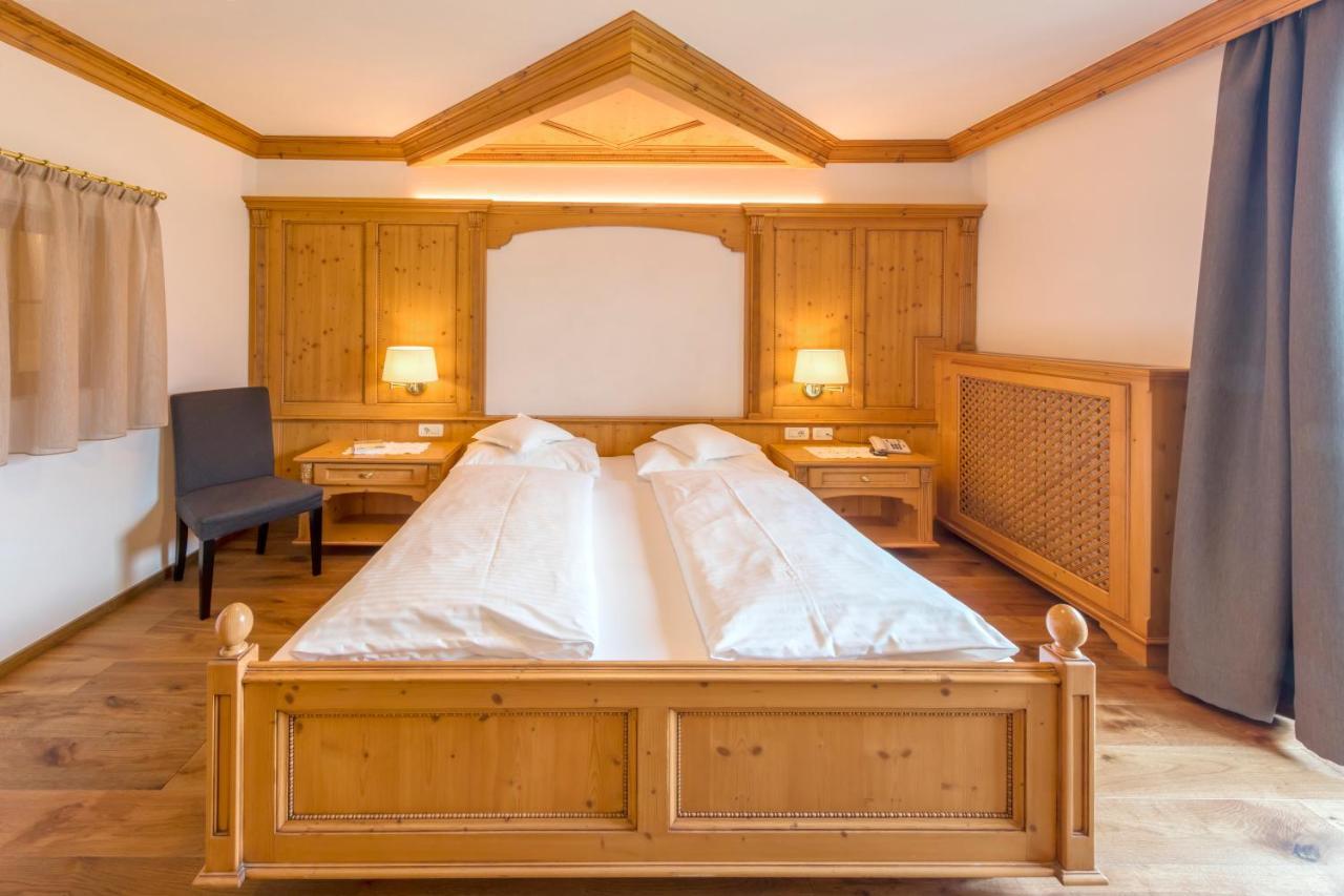 Hotel Schlosswirt Scena Kültér fotó