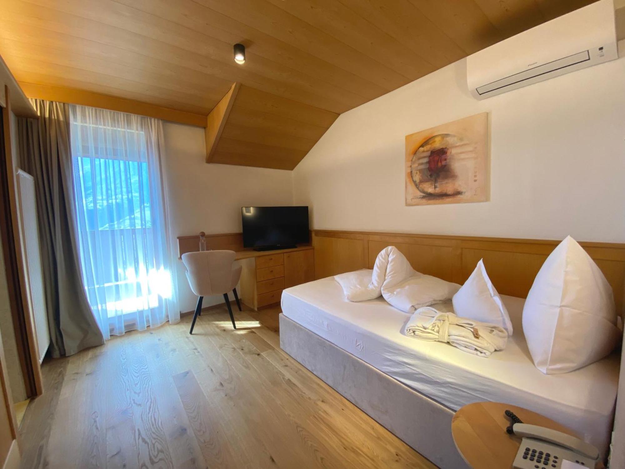 Hotel Schlosswirt Scena Kültér fotó