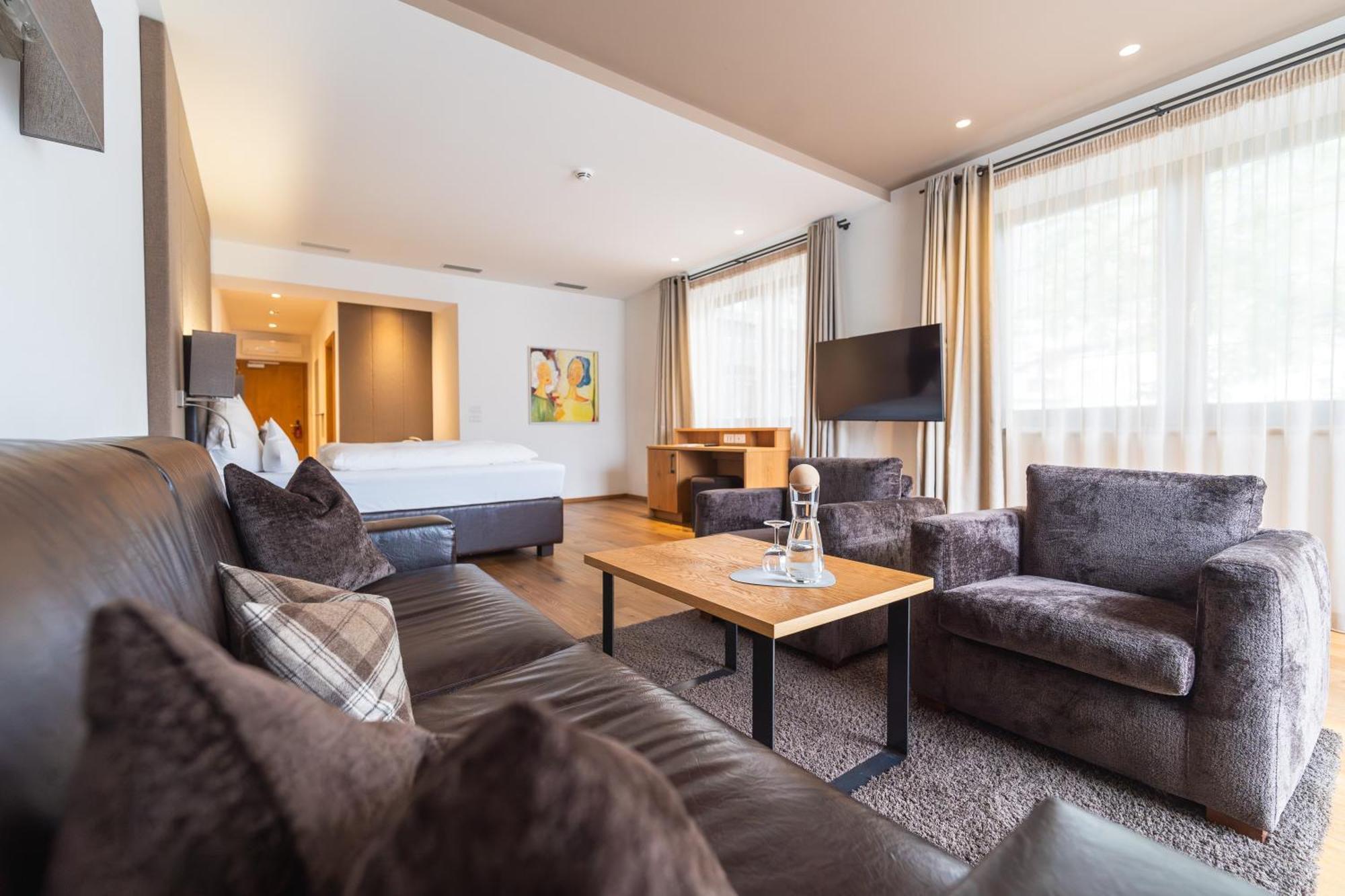 Hotel Schlosswirt Scena Kültér fotó