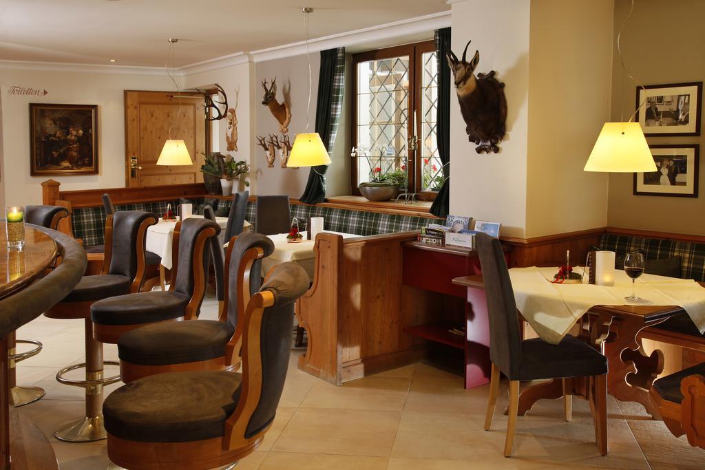 Hotel Schlosswirt Scena Kültér fotó